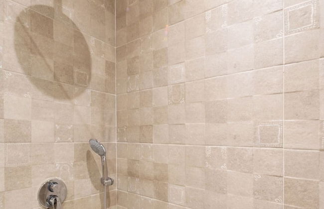 Jacuzzi Studio @ The Pyramids Free Airport Pickup - Foto 15