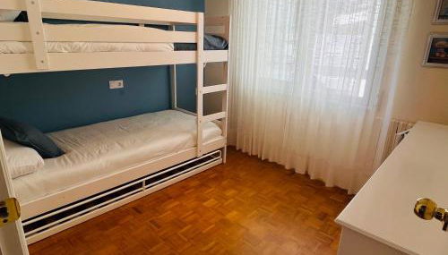 Cangas centro en familia con encanto - Foto 3