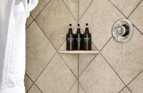 Hot Tub Retreat Games BBQ Air Hockey Swing Set - Foto 40