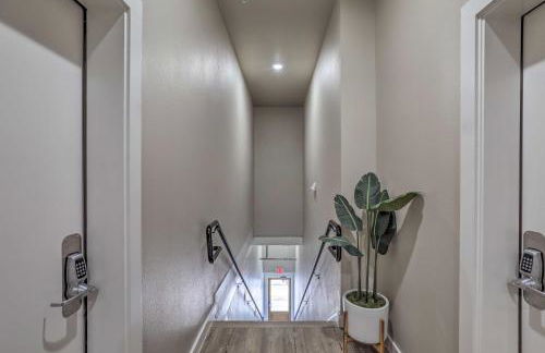 Sleek, Newly Updated Downtown San Marcos Apt! - Photo 24