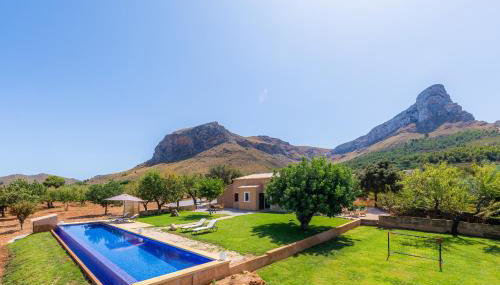 Finca Ca`n Jaumí, un paraíso con vista al mar y a la montaña - Foto 2, Garden, sunbed, Garden view