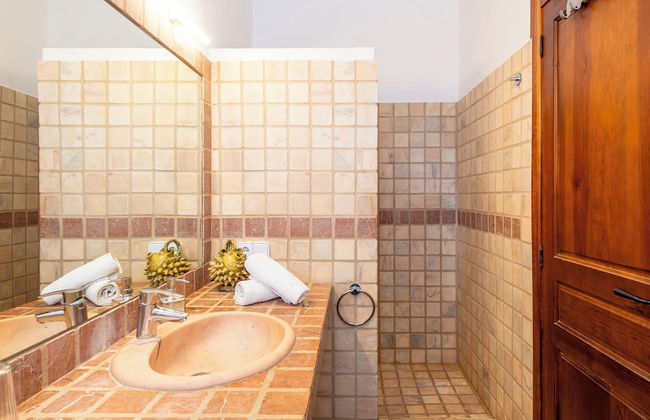 San Josep 6-bed Villa, Sleeps 14, Pool & Sea View - Photo 19