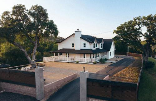 Paso Wine Country Farmhouse with Pool, Spa, Game Room - Foto 34