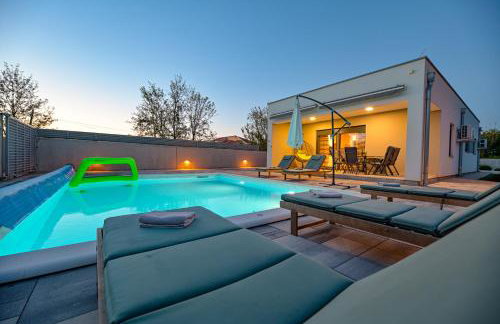 Holiday house Sara with heated pool - Photo 46