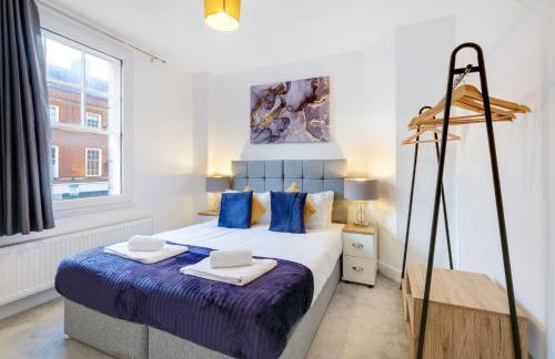 Eastons 2 Bedroom Apartment with Sofa Bed - Photo 11