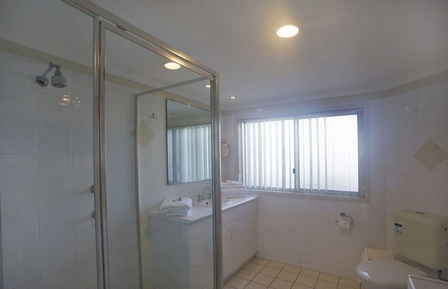 Town Beach Beachcomber Resort - Photo 19