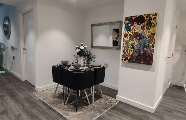 Immaculate 3-bed Apartment Homes in London - Foto 33