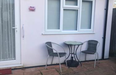 Rose Lodge - Photo 27