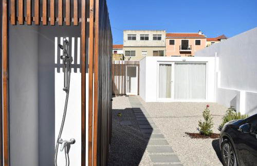 Fisherman's House - a boat ride from Lisbon - Photo 28