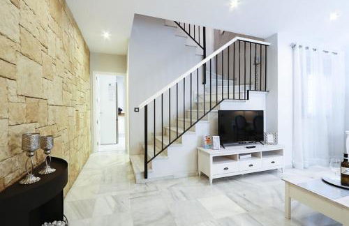 Little LIBERTAD Heart of Cadiz Grupo AC Gestion - Foto 15