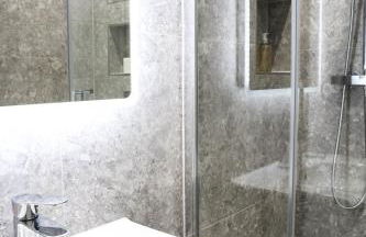 The Rye Retreat - 1BR Modern Design with Smart TV & Secure Underground Parking in Central High Wycombe HP13, Sleeps 3 - Foto 38