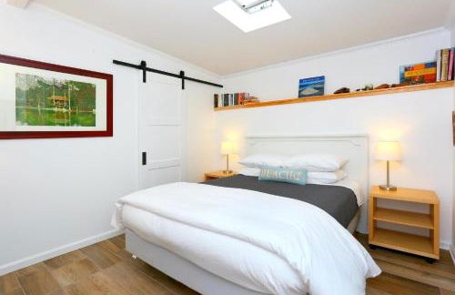 Surf and Sand Beach Bungalow - Foto 13