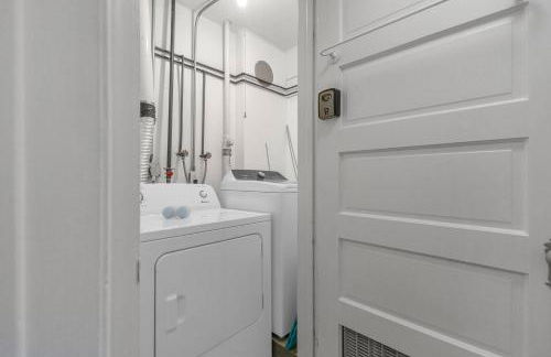 Modern Garden 1BR | Laundry + Pets OK | Quiet - Foto 15