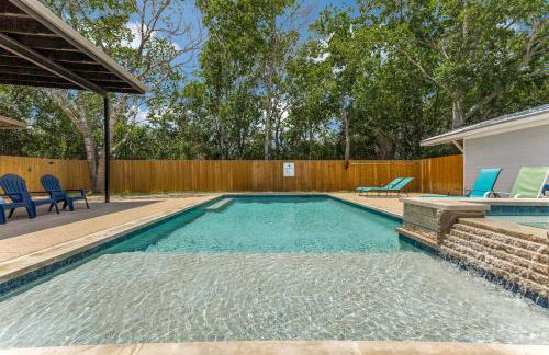 6 BDRM Wine Country Compound on 2 Acres! Pool/HotTub & Club House - Foto 31