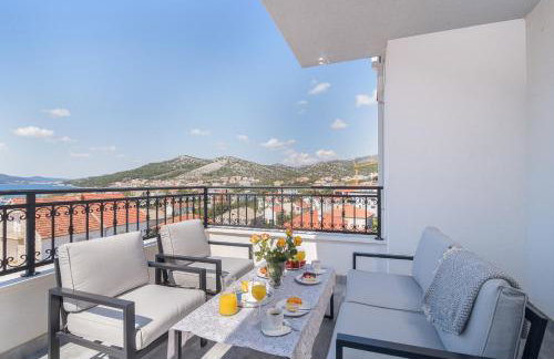 Villa Barbara & Zoran with heated swimming pool - Photo 74