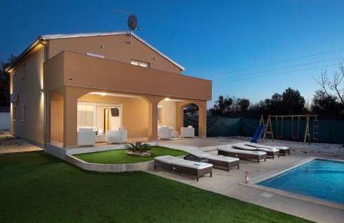 villa Suhalj - Foto 2