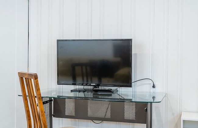 GLOBALSTAY Sunny Basement Brontë park - Foto 15