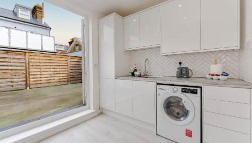 New Modern 2-Bed Apartment in Central Southend, Sleeps 5, Contractor Friendly - Foto 2