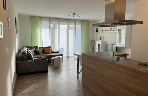 Moderne Ferienwohnung im Herzen von Bad Neustadt - Foto 1