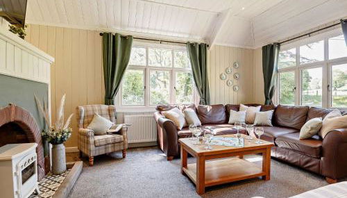 4 Bed in Llanfairtalhaiarn 88973 - Foto 5, Other