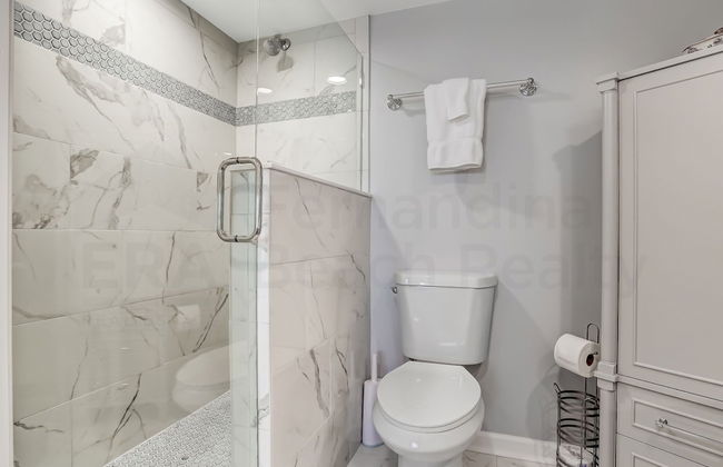 Fully Remodeled Condo with Atlantic Ocean View and Access to Private Fishing Pier by RedAwning - Foto 24