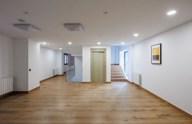 APARTAMENTOS CONGRESO PARKING GRATUITO - Photo 2