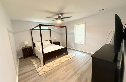 Bright, Cozy & Convenient - Minutes from UAB, Airport and Downtown Fun! - Foto 39