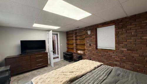 Newly Renovated Gem Fenced Backyard 2 Full Baths - Foto 4