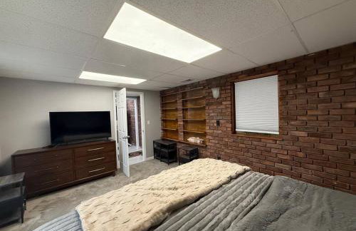 Newly Renovated Gem Fenced Backyard 2 Full Baths - Foto 4