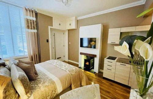 Isle Be Back-Ground Floor Flat - Photo 4