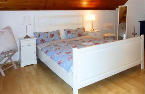 Holiday Home near Forest and Lake in Pomeranian - Foto 4