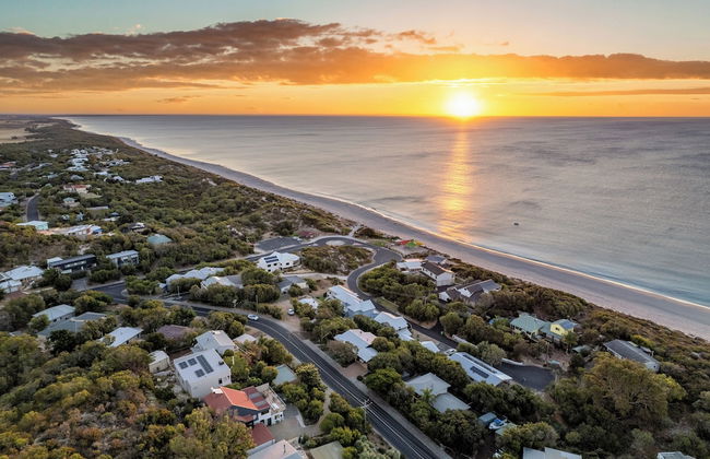 Yarrimbah Holiday Retreat - Foto 1