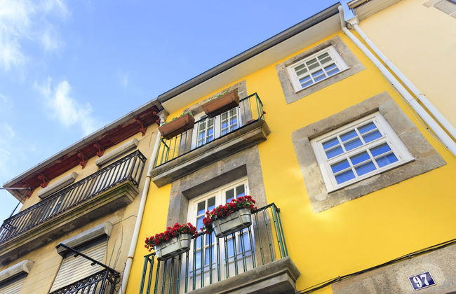 Bright 3BR Flat w/ AC in City Center by LovelyStay - Photo 88