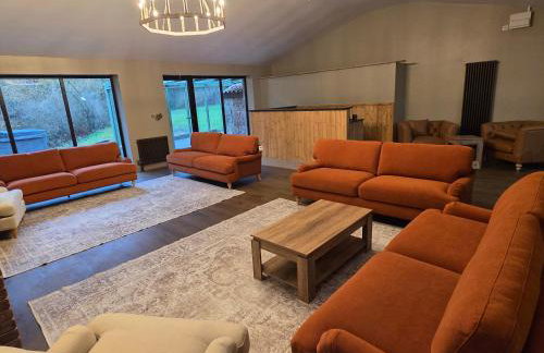 TyneView Estate, Farmhouse & Stables - Photo 23