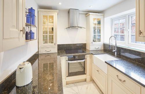 Host & Stay - Rose Cottage - Photo 22