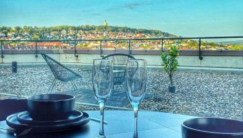 Deluxe Penthouse Suite zentral mit Goldstadtblick - Photo 4