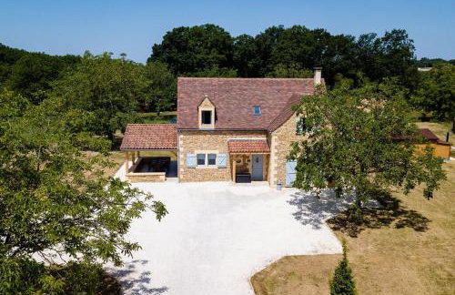 Luxury 3 Bed Home with Heated Swimming Pool Air Con and Boules Pitch - Foto 35