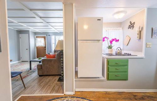 Rustic 2 Bedroom Boho Apartment - Foto 5