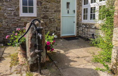 Bute Cottage - Photo 3