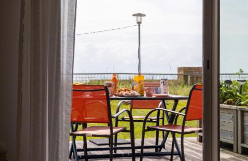 Pieds Dans L'eau Madame est Servie - Foto 18