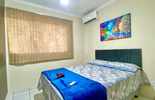 Apto espaçoso no Centro, térreo com 2 Quartos de Casal ArCond WiFi 500megas HomeOfice Cozinha e Garagem - Foto 5