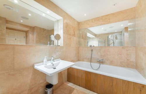 Wetherlam - Photo 20