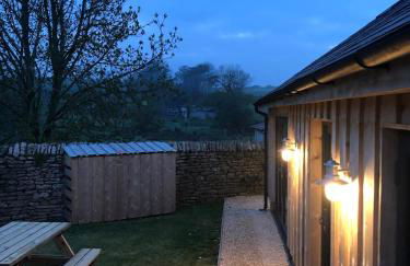 Caretakers Hideaway - Photo 16