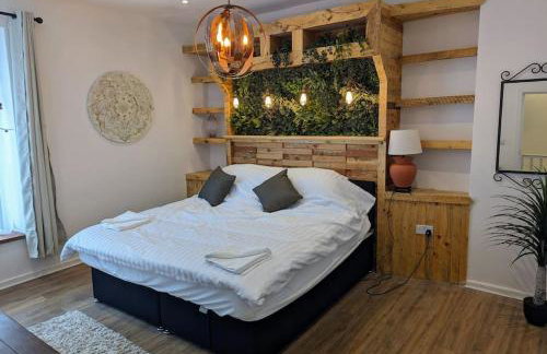 Stylish House in Welsh Hills, Sleeps 8 to 12 - Foto 31