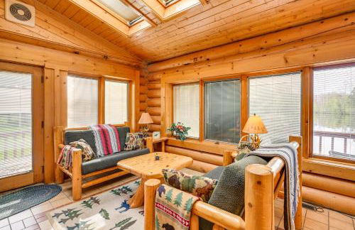 Indoor Pool and Hot Tub! Spacious Sterling Cabin - Foto 11