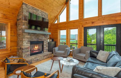 Whiskey Hills - Newly Remodeled Luxury Cabin with Hot Tub, Incredible Views close to Asheville, walk to Hatley Pointe & Ski! - Foto 21