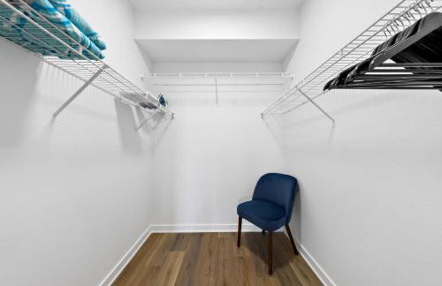 The Turquoise Lounge - Chic 2BR Beach view Pool, Sauna - Foto 8