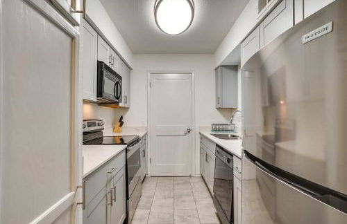 Whole 1 Bedroom Apt w Swimming Pool Condo 2 Mi to White Rock Lake! - Foto 6