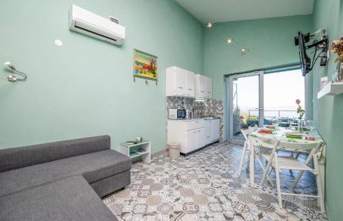 Gorgeous Apartment In Gondolici - Foto 3