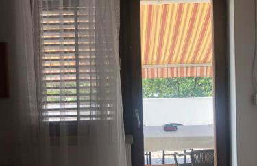 Apartment Tea - Photo 12